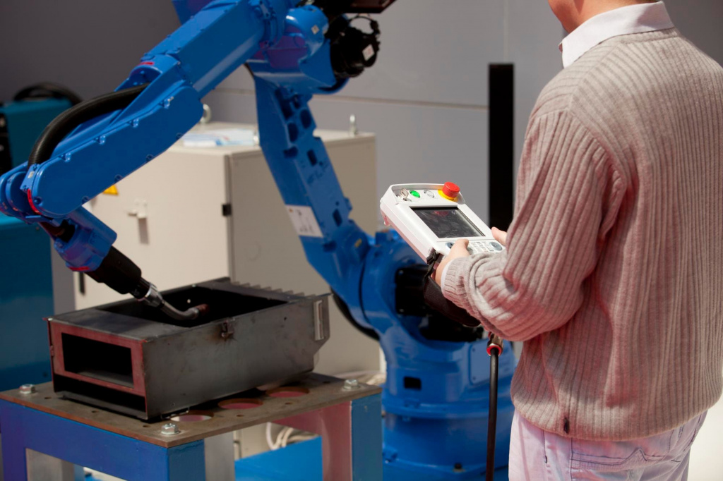 Работа с роботом